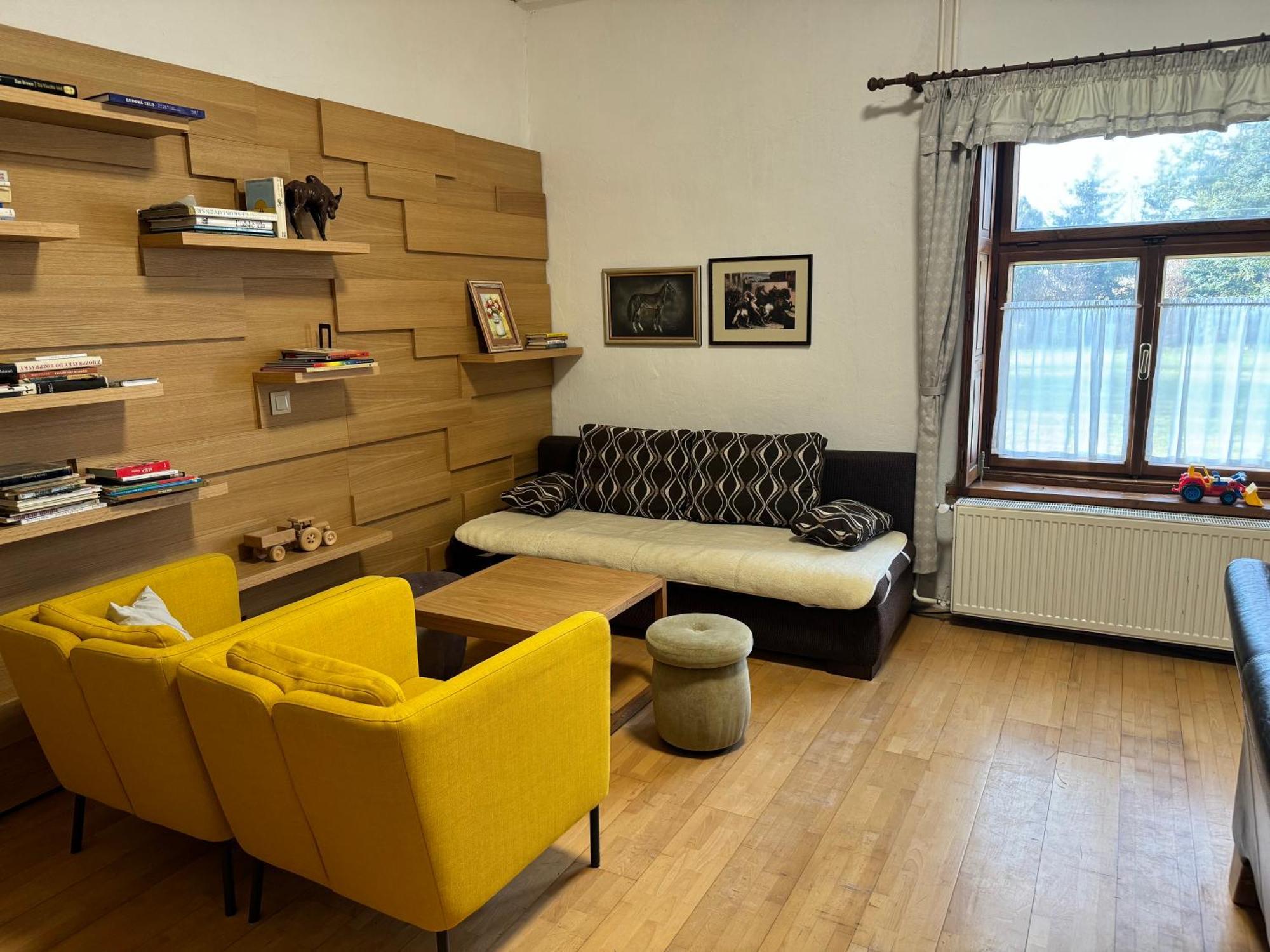 Apartmanove Ubytovanie Pod Dubom Polny Kesov Exterior photo